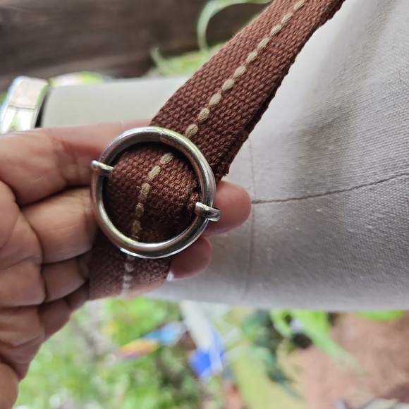 Sakroots Artists Circle blue and white coated canvas crossbody handbag - Picture 5 of 16